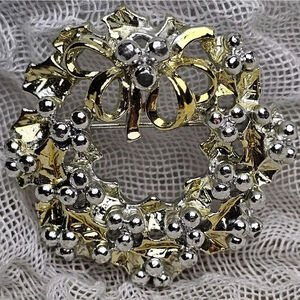 Vintage silver Holly Wreath Brooch, Figural Gold Tone Costume Jewelry pin